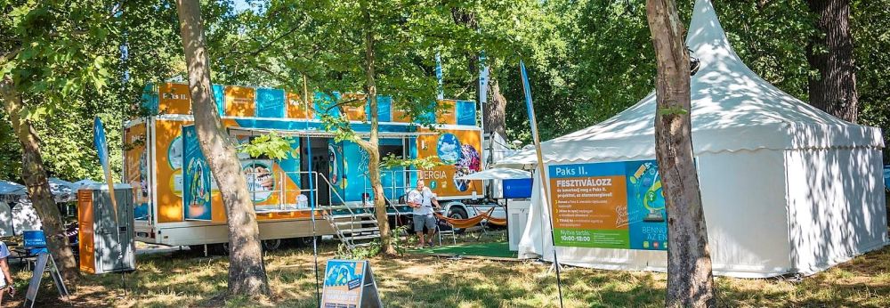 Hatalmas bulira vár az East Fest és a Paks II. tájékoztató kamionja Hatalmas bulira vár az East Fest és a Paks II. tájékoztató kamionja