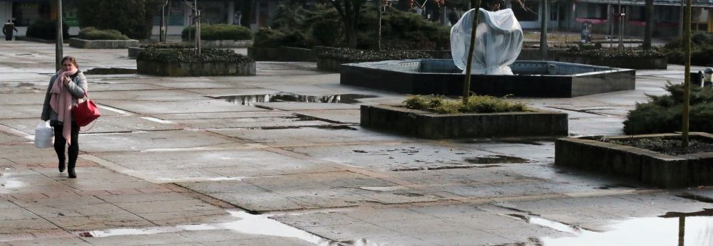 Laktelep, kzponti park: kezddik a feljts  