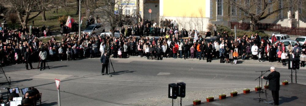 Városi rendezvények nemzeti ünnepünkön Városi rendezvények nemzeti ünnepünkön