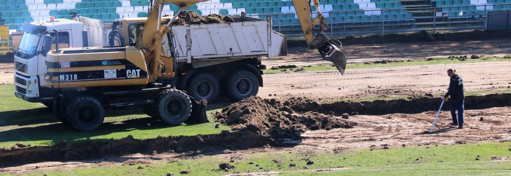 Hatszz millit ad a Paks 2. a stadionfeljtshoz