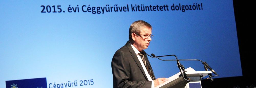 Céggyűrű kitüntetések az atomerőmű kiváló dolgozóinak Céggyűrű kitüntetések az atomerőmű kiváló dolgozóinak