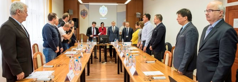 Tisztségviselők választása a Tolna Megyei Közgyűlés ülésén Tisztségviselők választása a Tolna Megyei Közgyűlés ülésén
