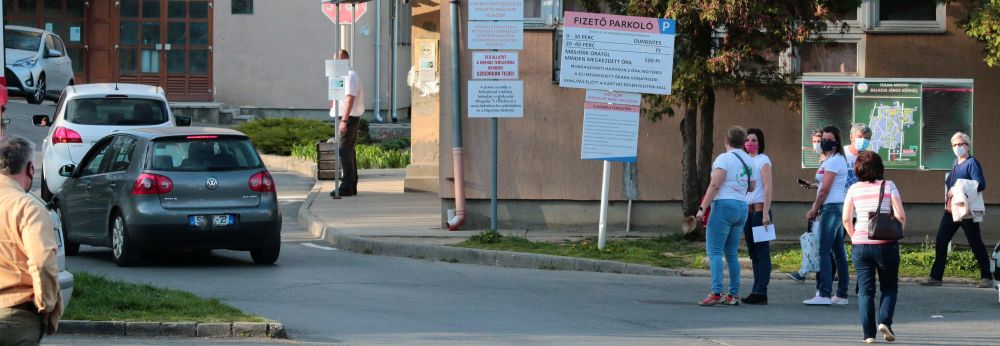 A mai nappal megnylt az online oltsi idpontfoglal