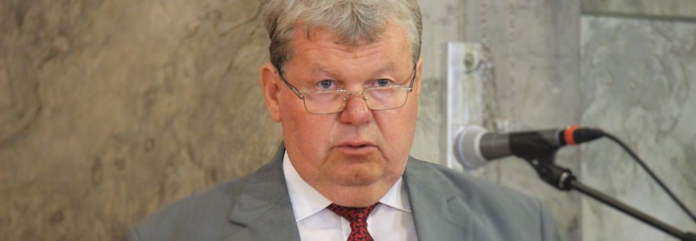 Süli János: „évszázados feladatra készülünk” Süli János: „évszázados feladatra készülünk”