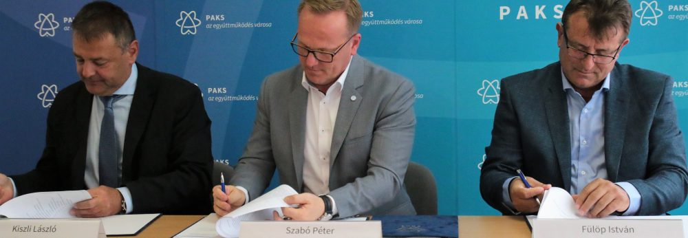 Indulhat a laktelepi kzponti park rekonstrukcija