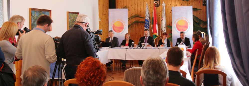 Szemmel lthat a trsg fejldse 