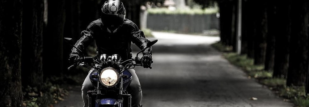 Vezetstechnikai gyakorlat motorosoknak 